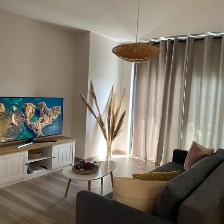 Filoxenia Apartment *