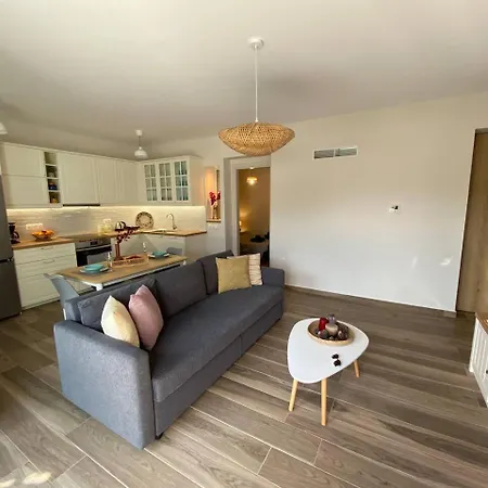 Apartment Filoxenia *