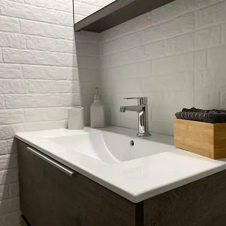 Filoxenia Apartament *